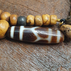TIBETAN ANTIQUE Carving Beads MALA ROSARY Amulet