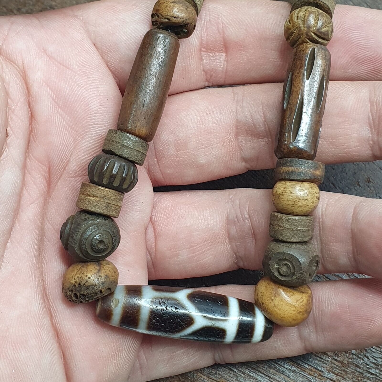 TIBETAN ANTIQUE Carving Beads MALA ROSARY Amulet