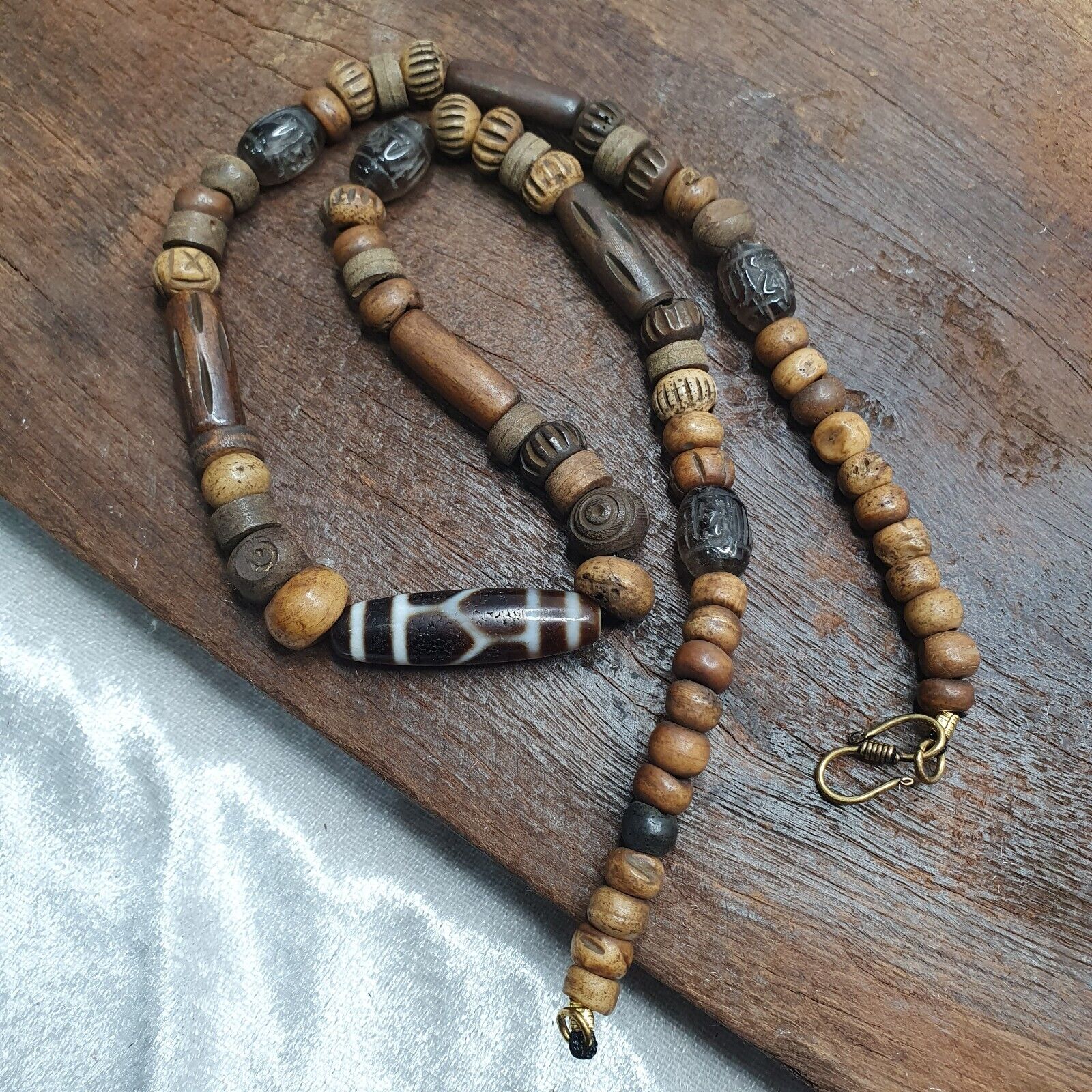 TIBETAN ANTIQUE Carving Beads MALA ROSARY Amulet