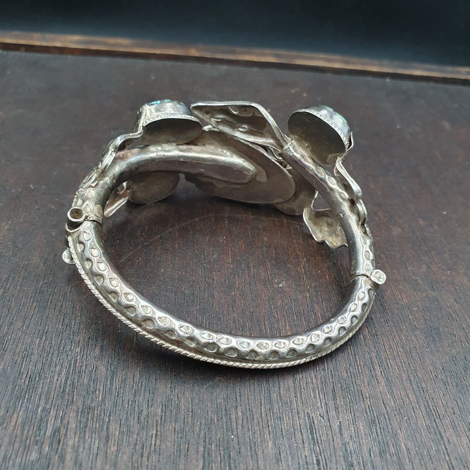 BIG MEN'S VINTAGE Natural Turquoise 925 Sterling Silver Dragon Engraved Bangle