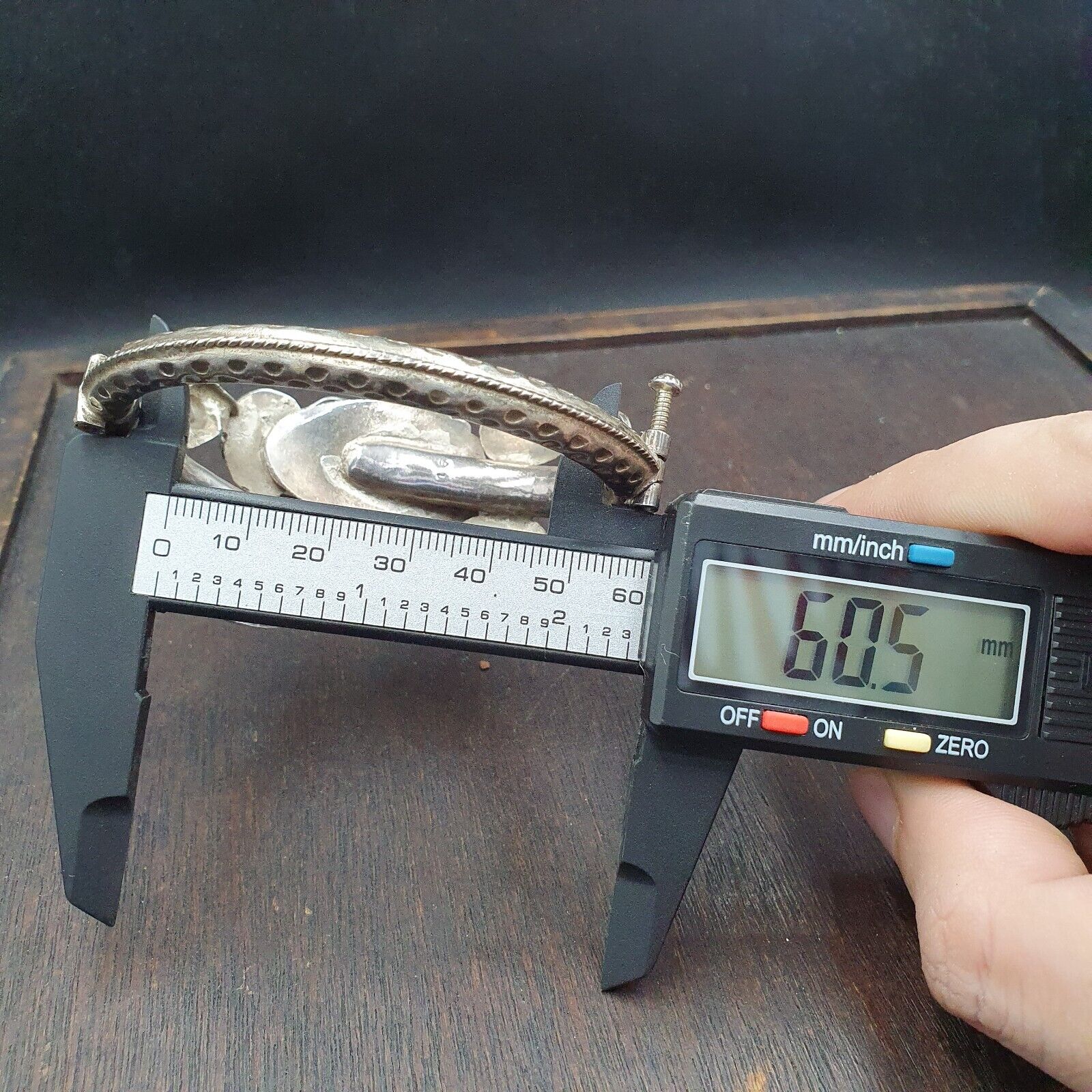 BIG MEN'S VINTAGE Natural Turquoise 925 Sterling Silver Dragon Engraved Bangle