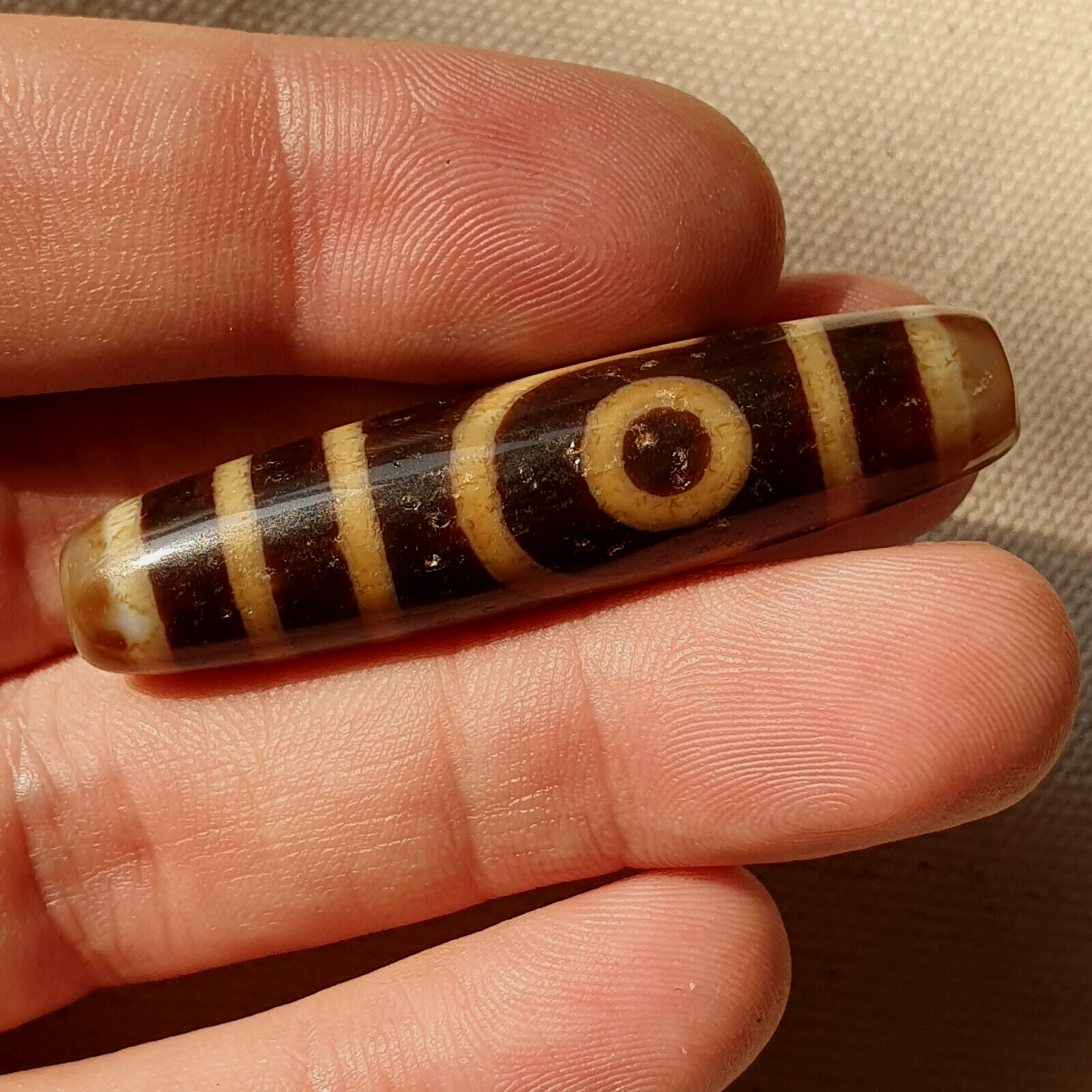 Original Tibetan Two Eyes Dzi Bead,  Pure Cinnamon eyes Agate