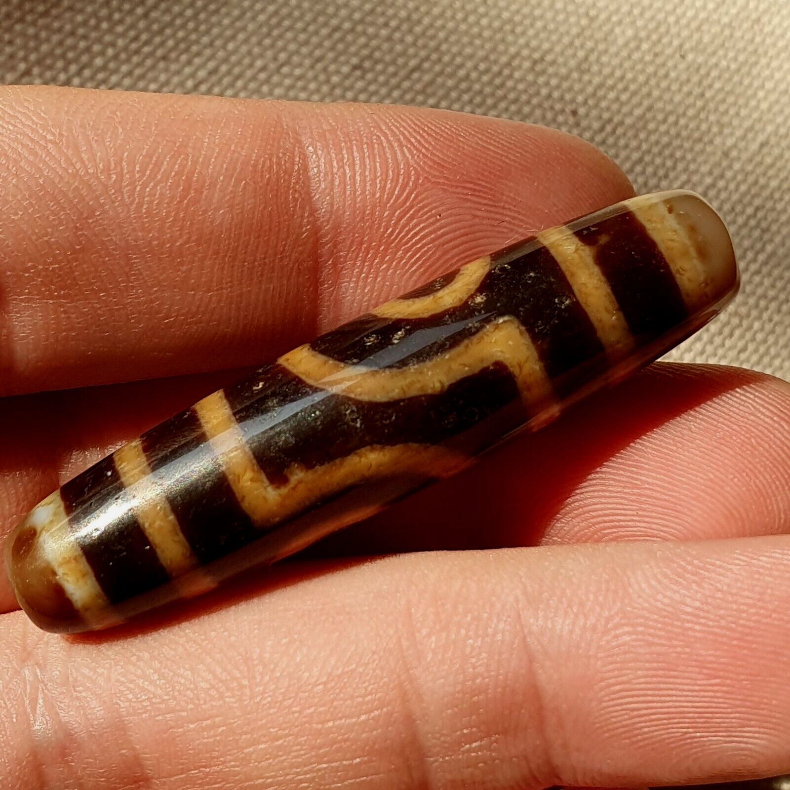 Original Tibetan Two Eyes Dzi Bead,  Pure Cinnamon eyes Agate