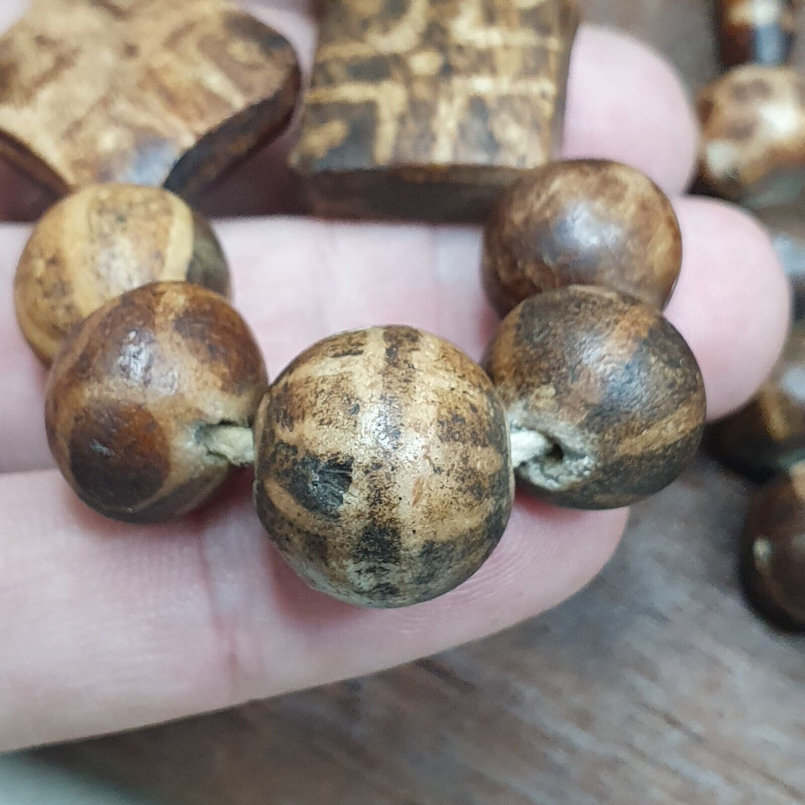 Rare Antique Old PUMTEK BEADS Necklace Palmwood Great Patterns