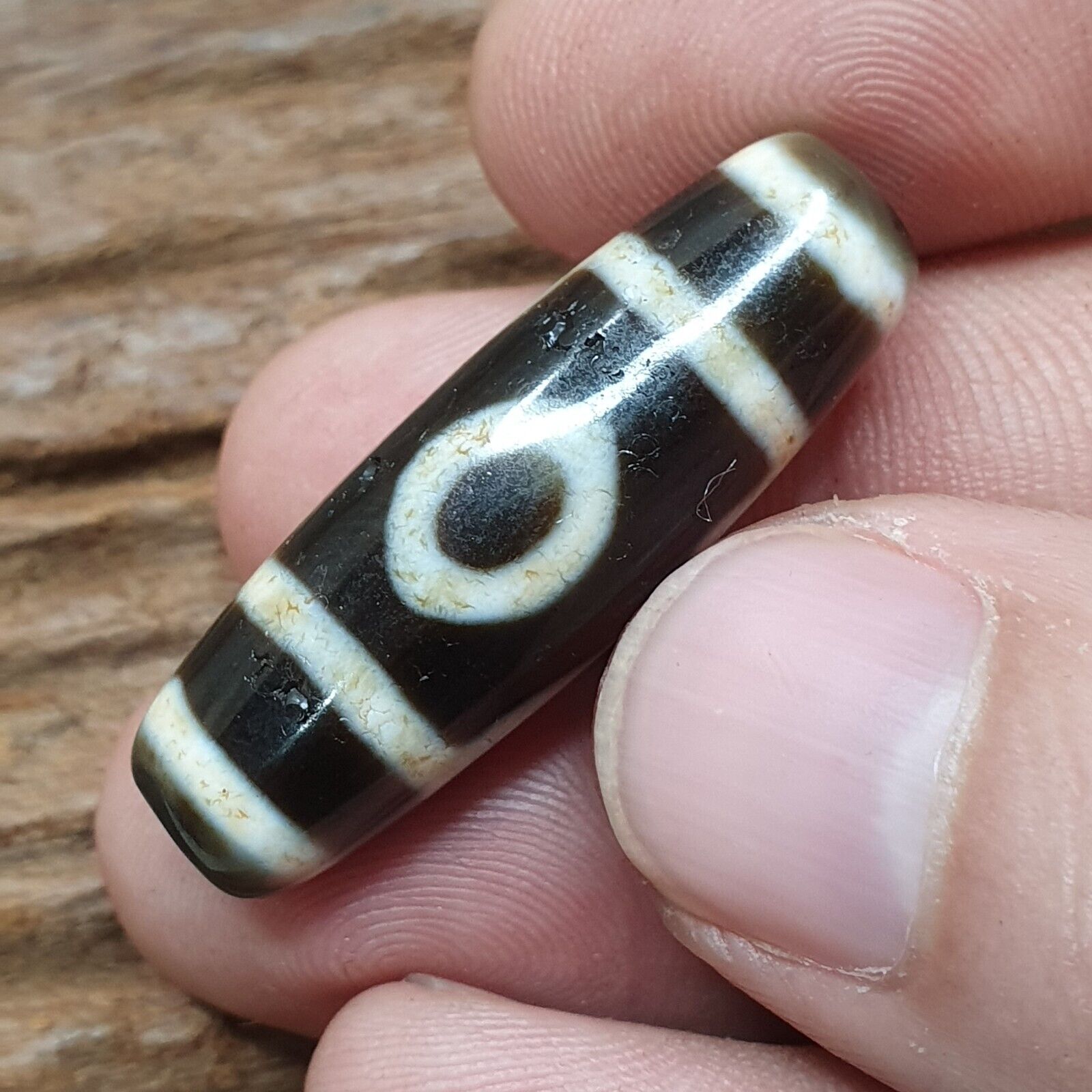 Old Tibetan Himalayan 3 Eyes pattern BON Dzi Agate Bead Amulet