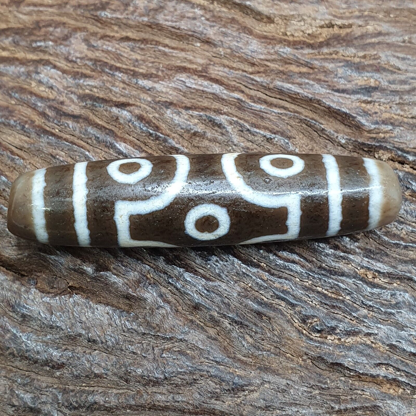 Vintage Tibetan Himalayan 6 Eyes Unique pattern Agate stone Dzi Bead Amulet