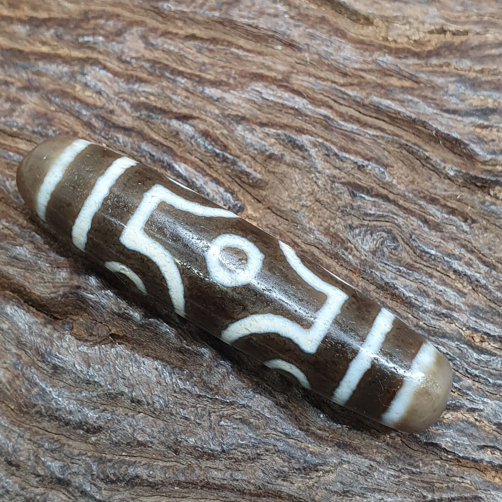 Vintage Tibetan Himalayan 6 Eyes Unique pattern Agate stone Dzi Bead Amulet