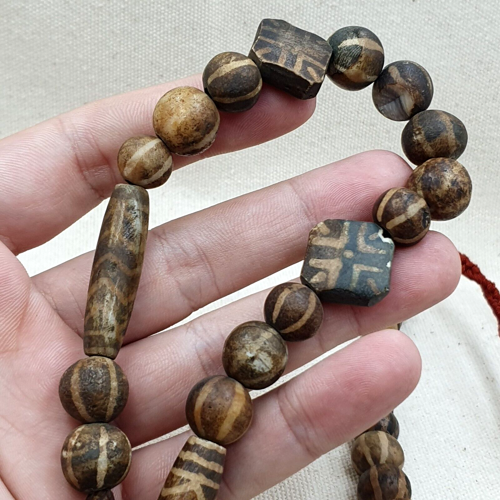 South East Asian Old PUMTEK BEADS Necklace Palmwood Great Patterns