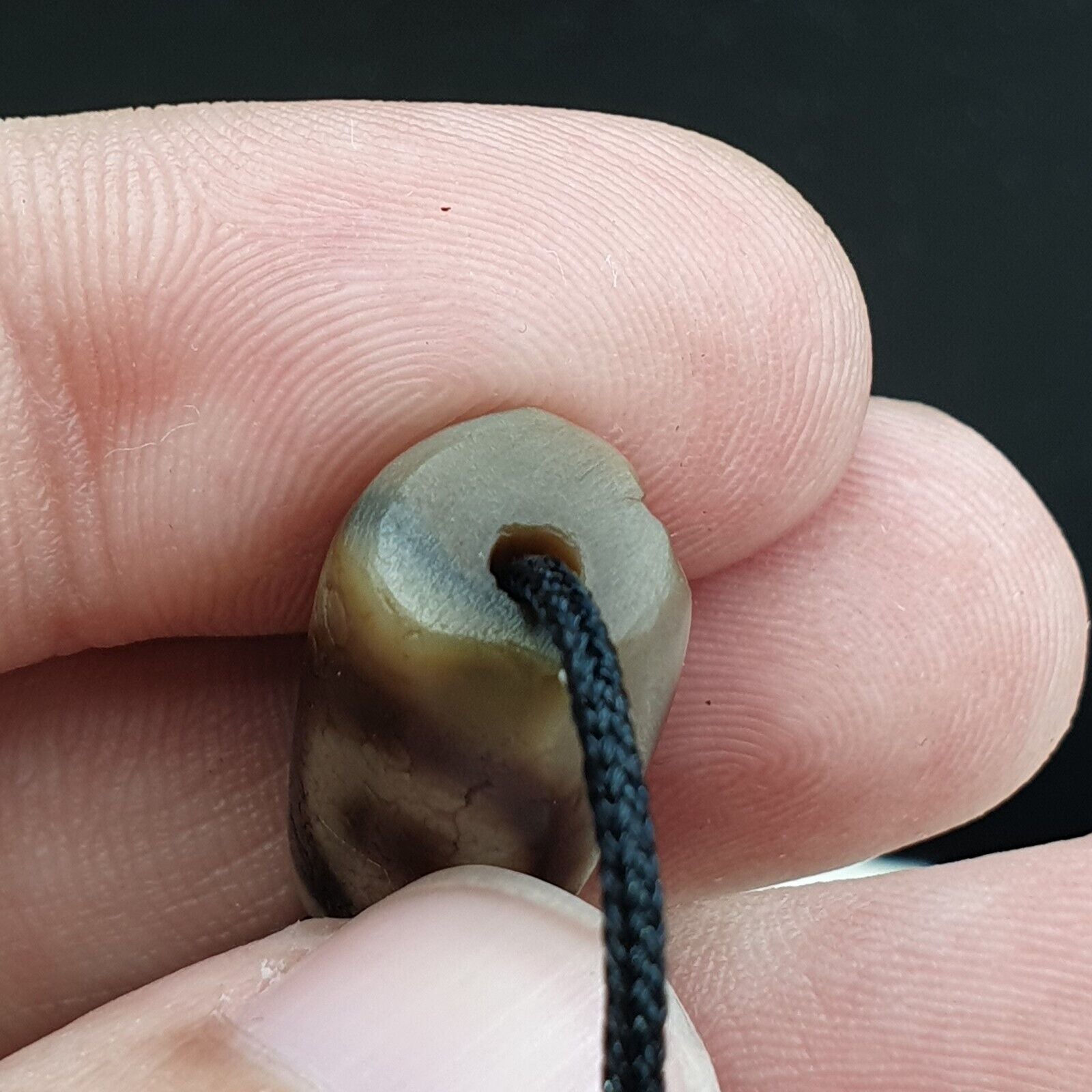 Authentic Ancient Tibetan Sakor Namkor Dzi Etched Agate Bead