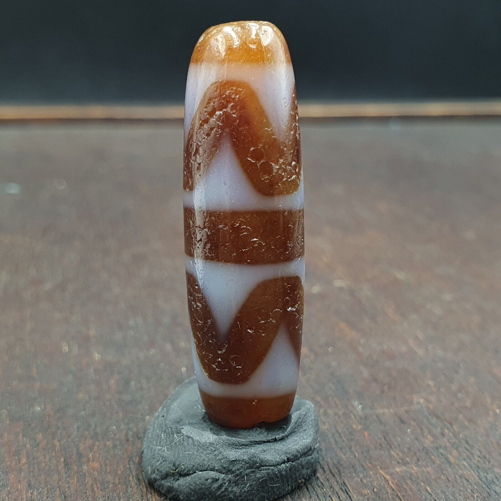 Double Ripple totem Antique Tibetan Agate Dzi Bead Amulet Very Rare bead