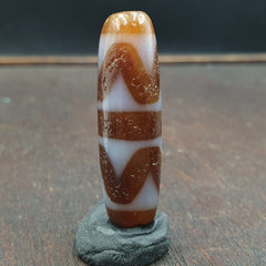 Double Ripple totem Antique Tibetan Agate Dzi Bead Amulet Very Rare bead