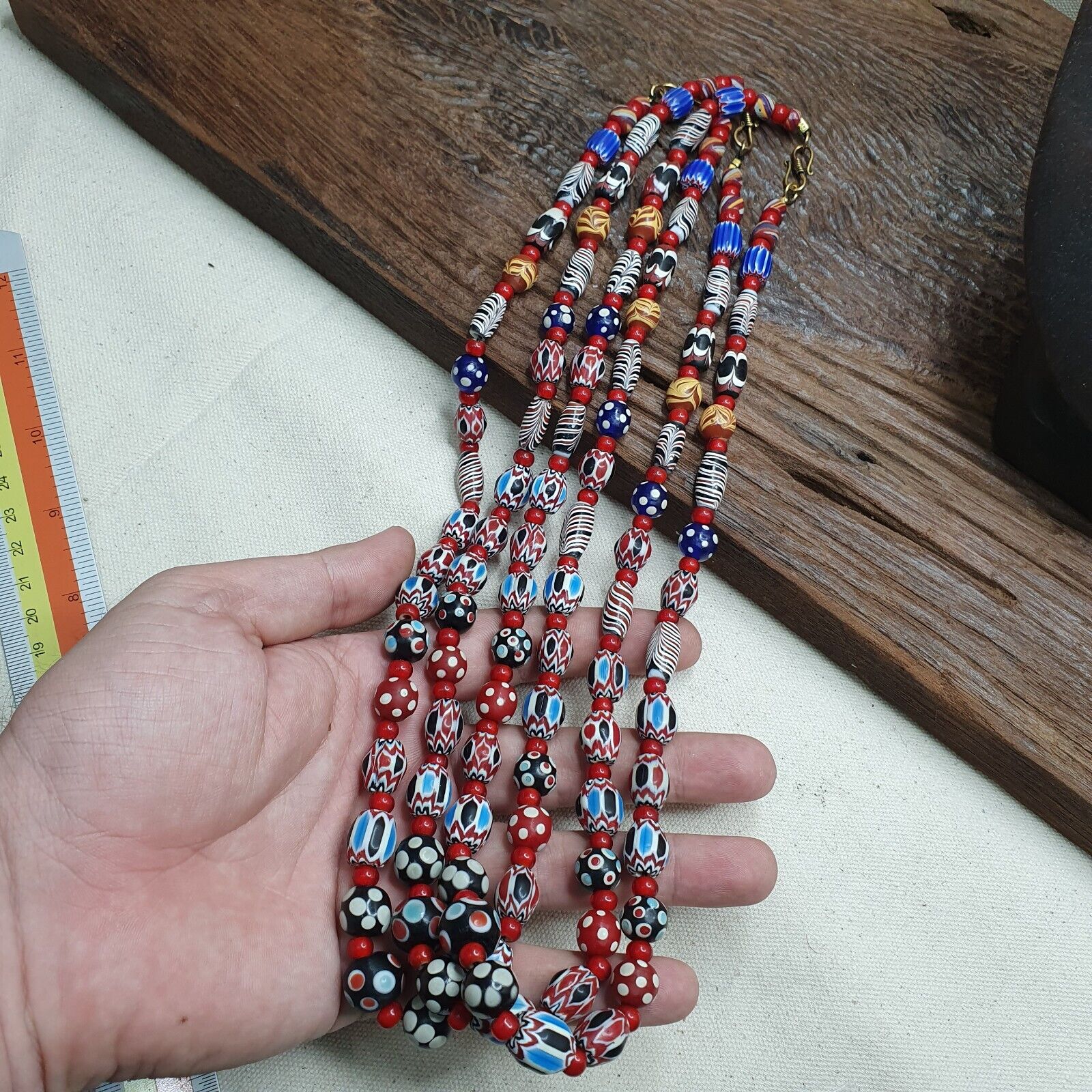 Vintage Venetian Style Chevron Feather Skunk Mix Glass Beads Necklace MX-122