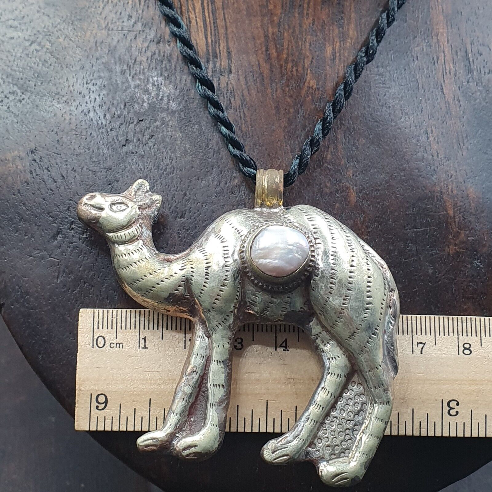Wonderful Pearl on Mysterious Animal Figurine pendent Tibetan Pendant necklace