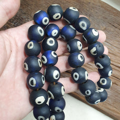 Amazing Vintage Evil-Eye old venetian-African Style Glass beads Strand 18-19mm