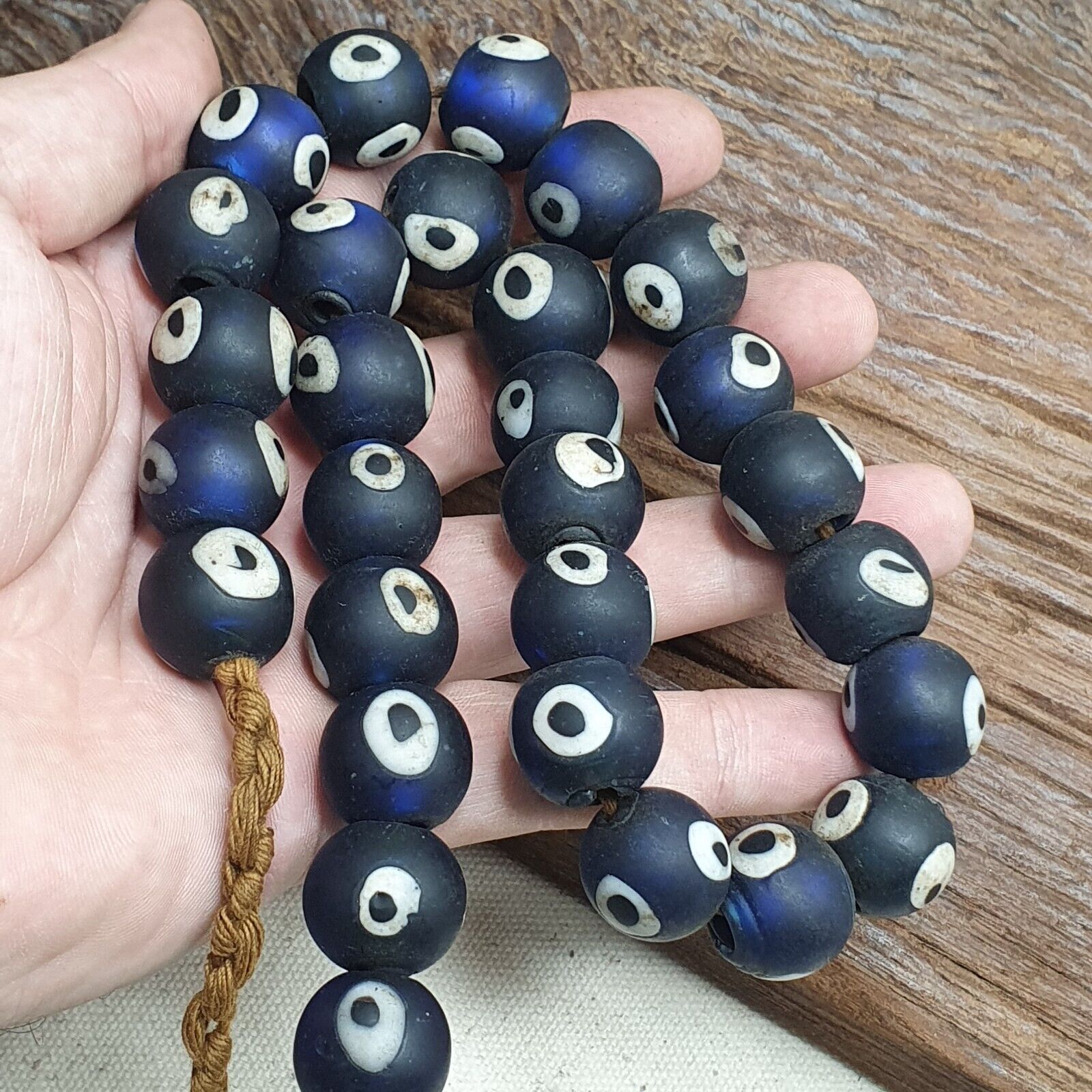 Amazing Vintage Evil-Eye old venetian-African Style Glass beads Strand 18-19mm