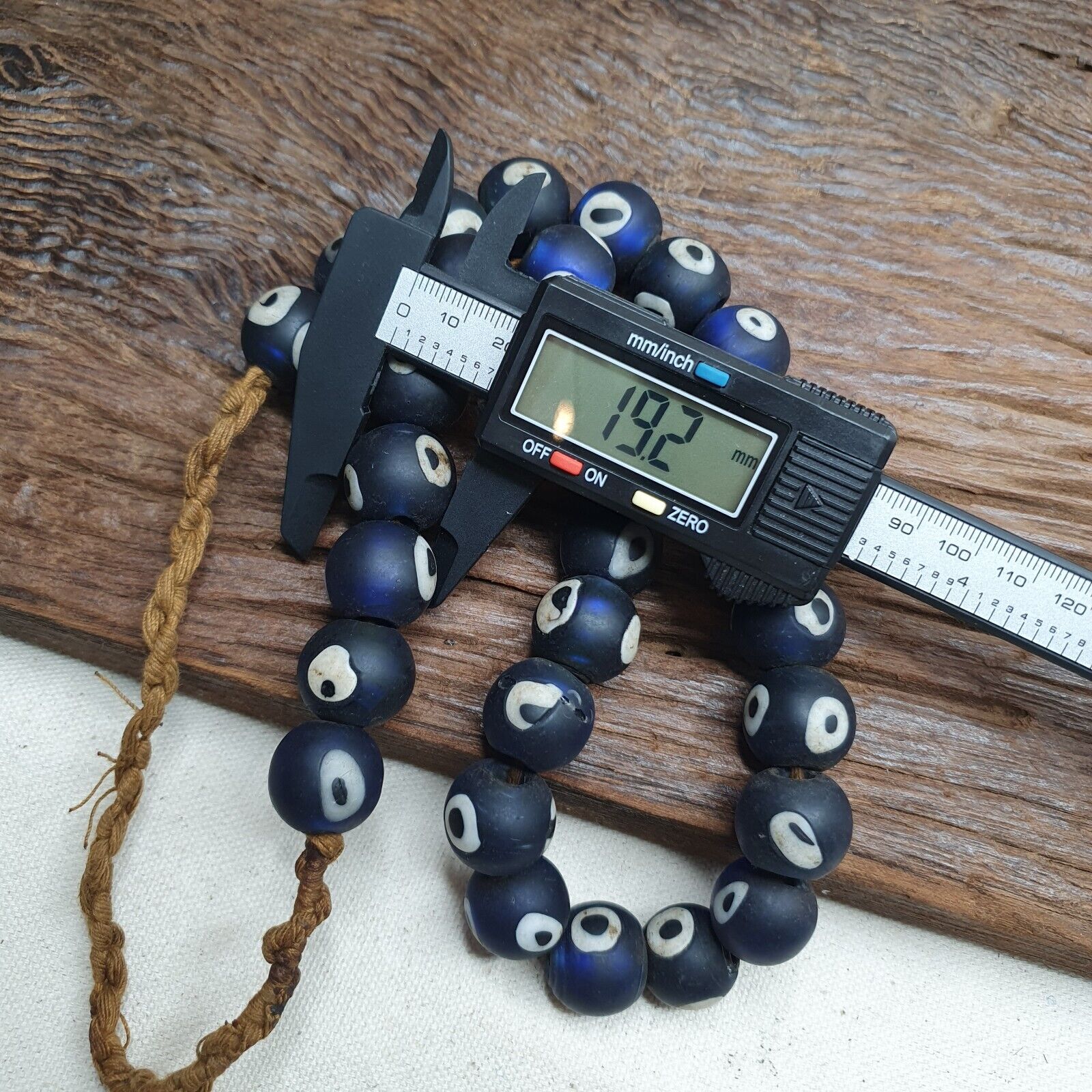 Amazing Vintage Evil-Eye old venetian-African Style Glass beads Strand 18-19mm