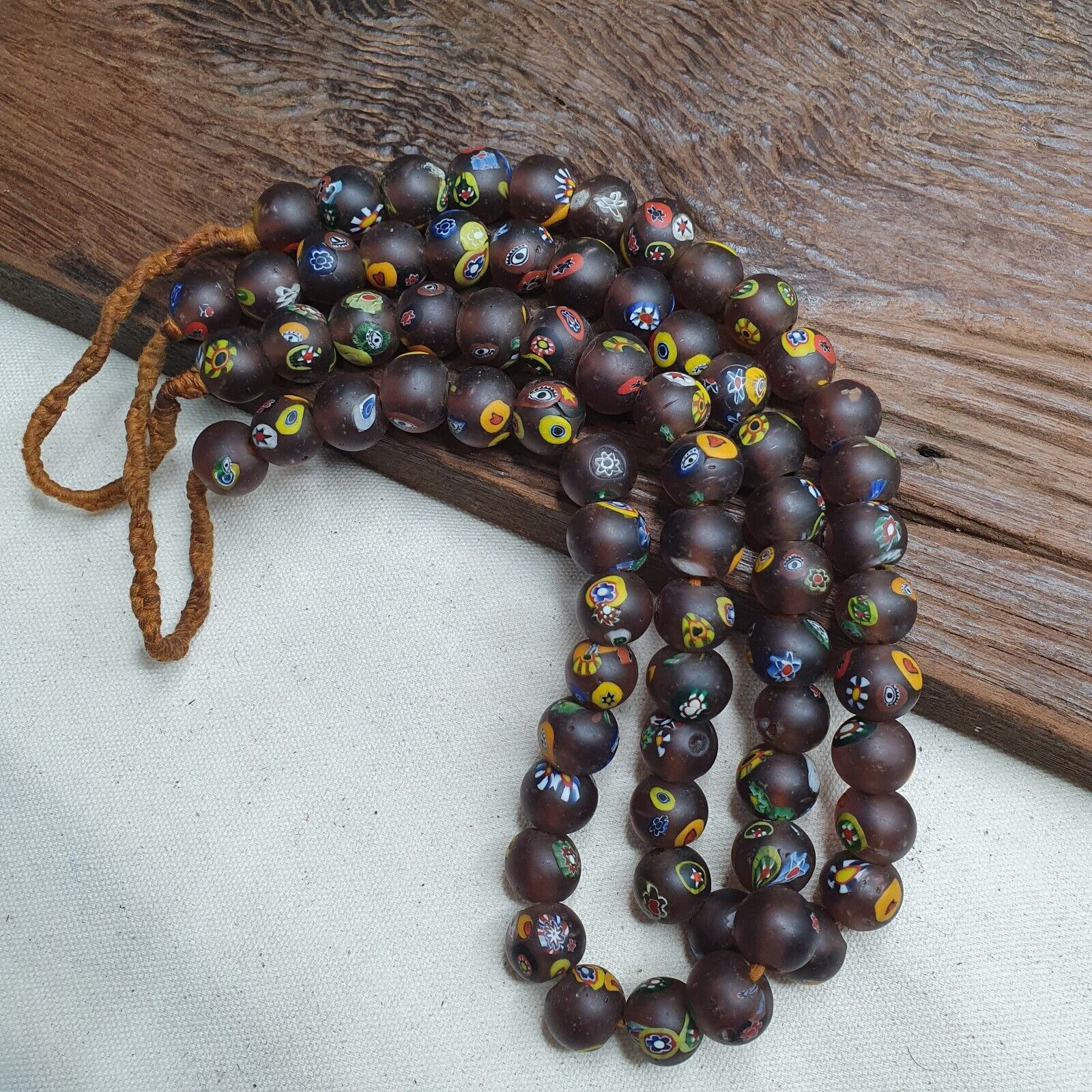 Amazing Vintage venetian-African Murano Style Glass beads Strand 15-16mm