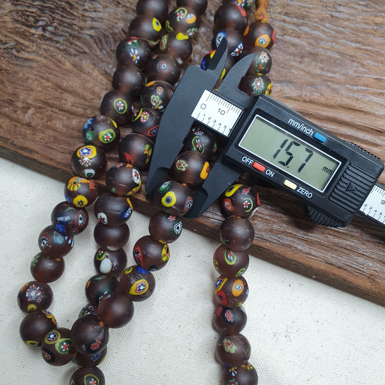 Amazing Vintage venetian-African Murano Style Glass beads Strand 15-16mm