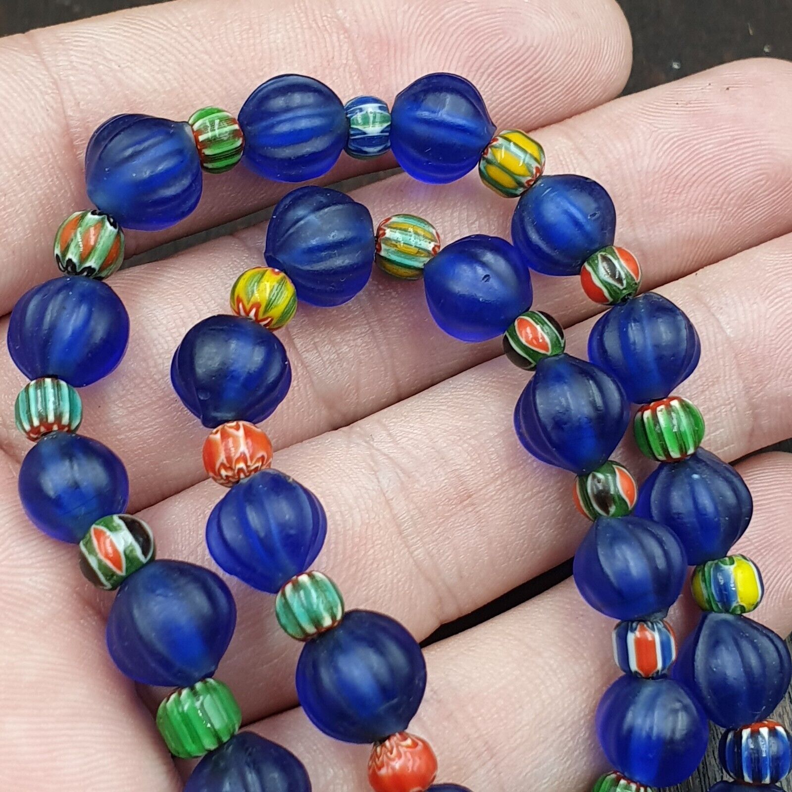 BEAUTIFUL OLD 5mm Chevron & 9 mm cobalt Blue GLASS Vintage BEADS Strand