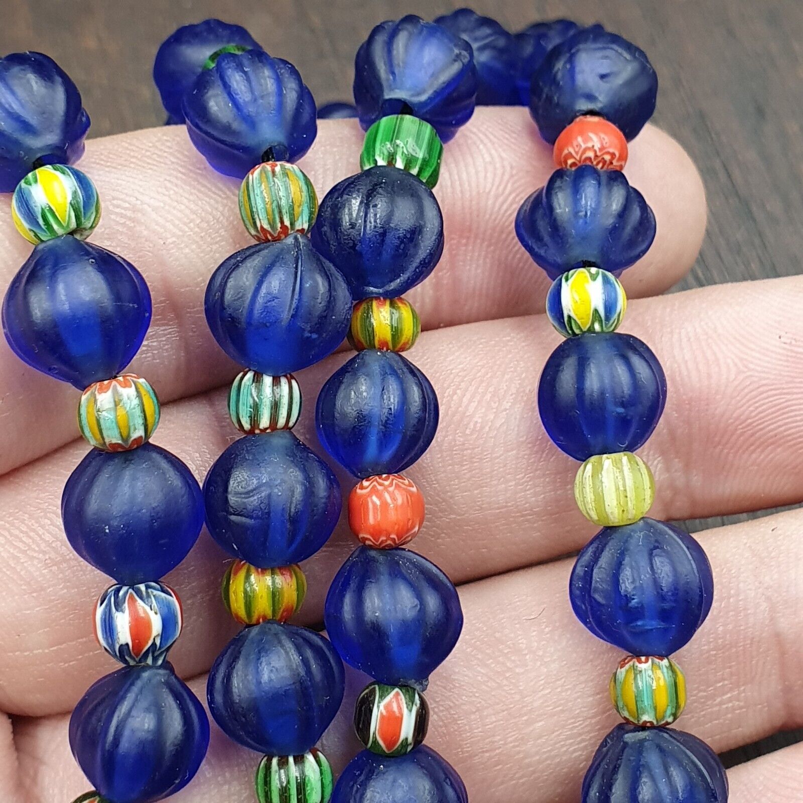 BEAUTIFUL OLD 5mm Chevron & 9 mm cobalt Blue GLASS Vintage BEADS Strand