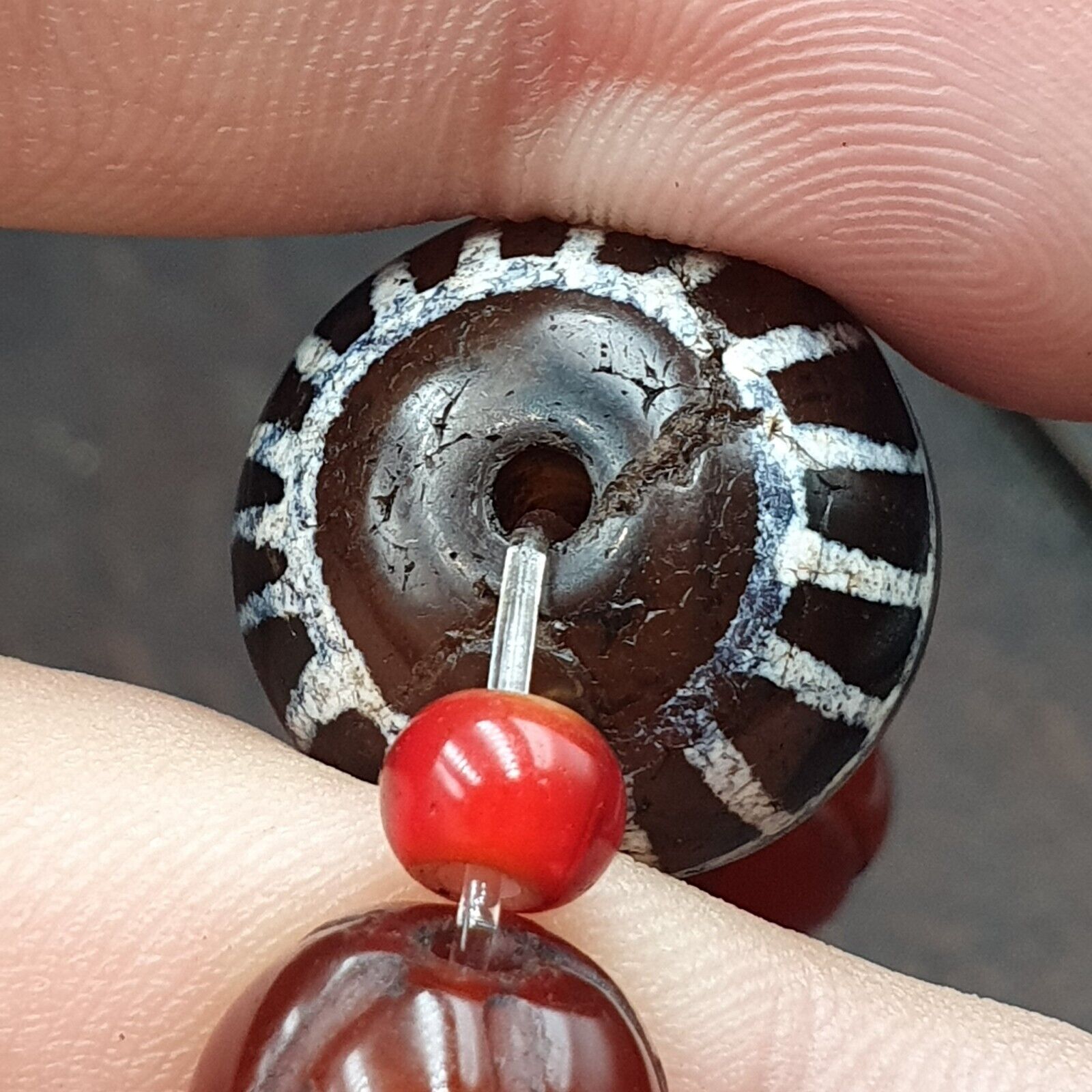 ETC-AGT Antique Tibetan Etched Agate Bead Decorated Carnelian Beads Bracelet
