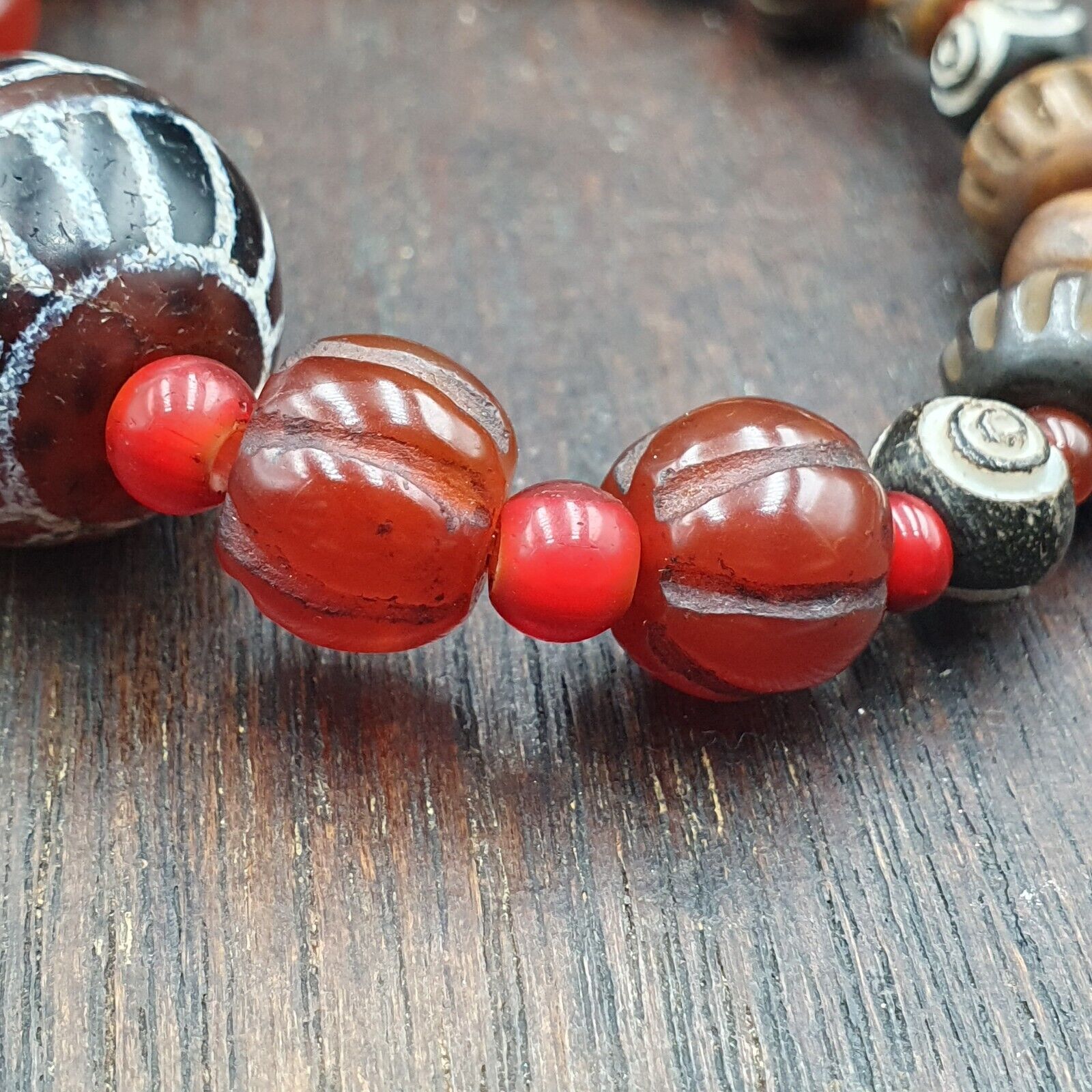 ETC-AGT Antique Tibetan Etched Agate Bead Decorated Carnelian Beads Bracelet