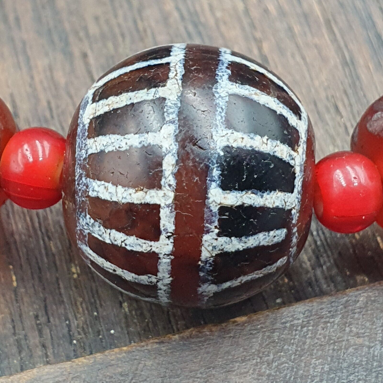 ETC-AGT Antique Tibetan Etched Agate Bead Decorated Carnelian Beads Bracelet