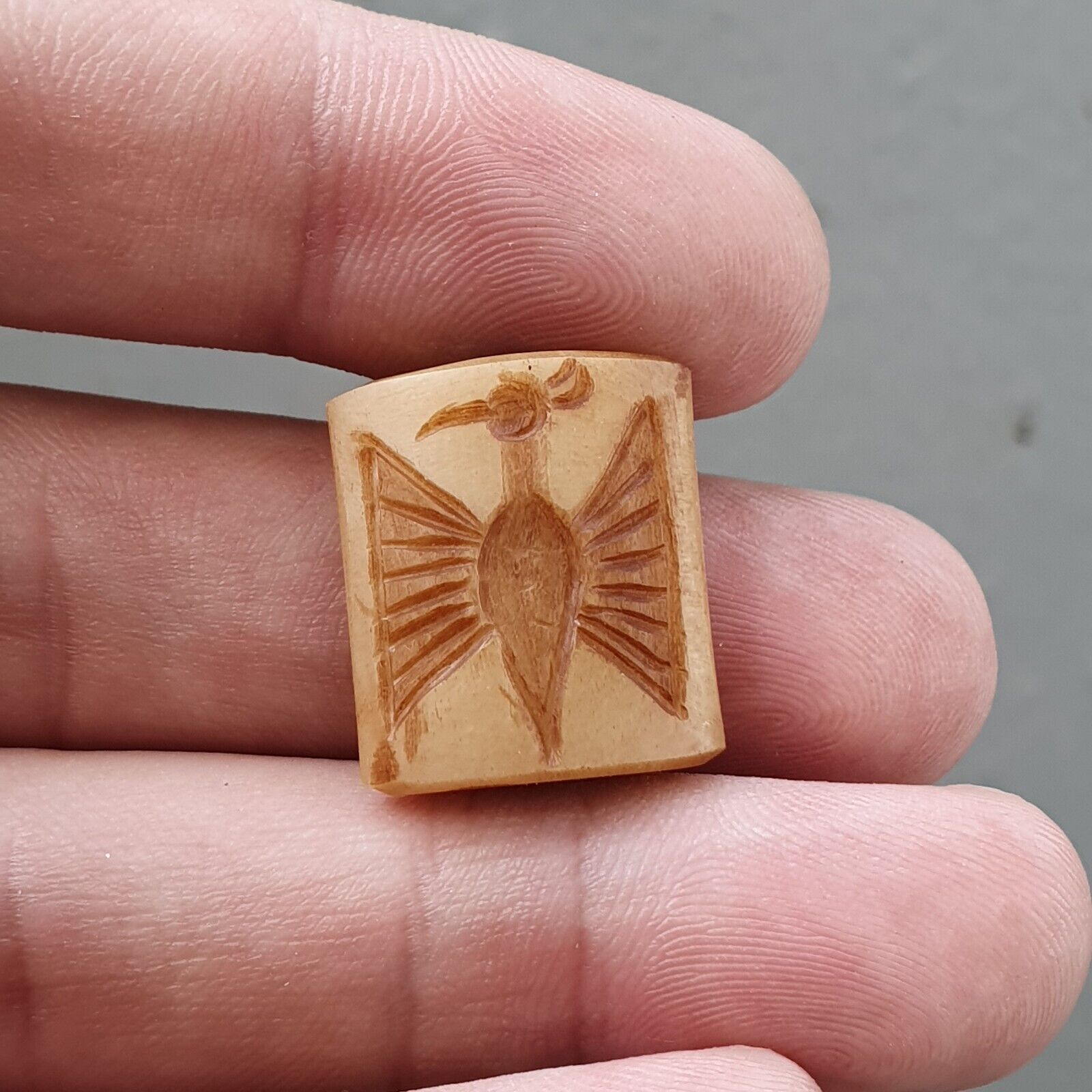 Antique Vintage SEAL BEAD " Bird, Animal Intaglio Stamp