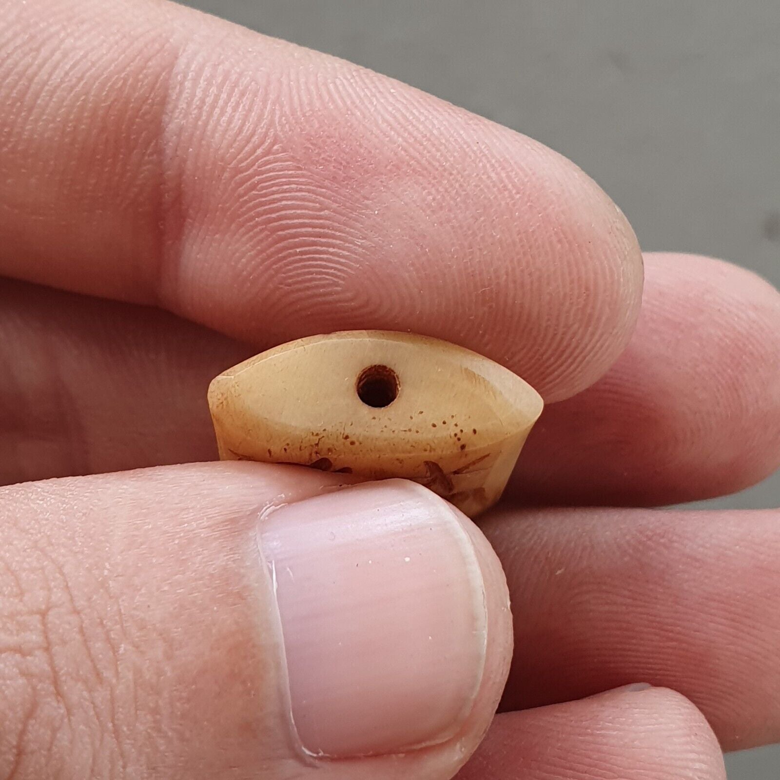 Antique Vintage SEAL BEAD " Bird, Animal Intaglio Stamp