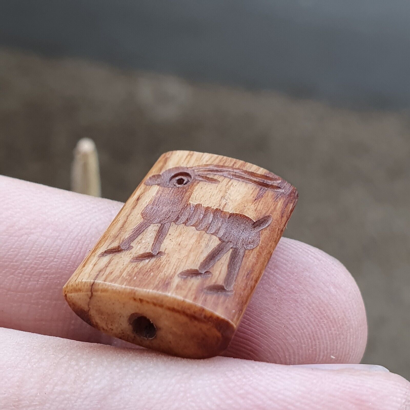 Antique Vintage SEAL BEAD "Mysterious Fish, Animal Intaglio Stamp BNE-3