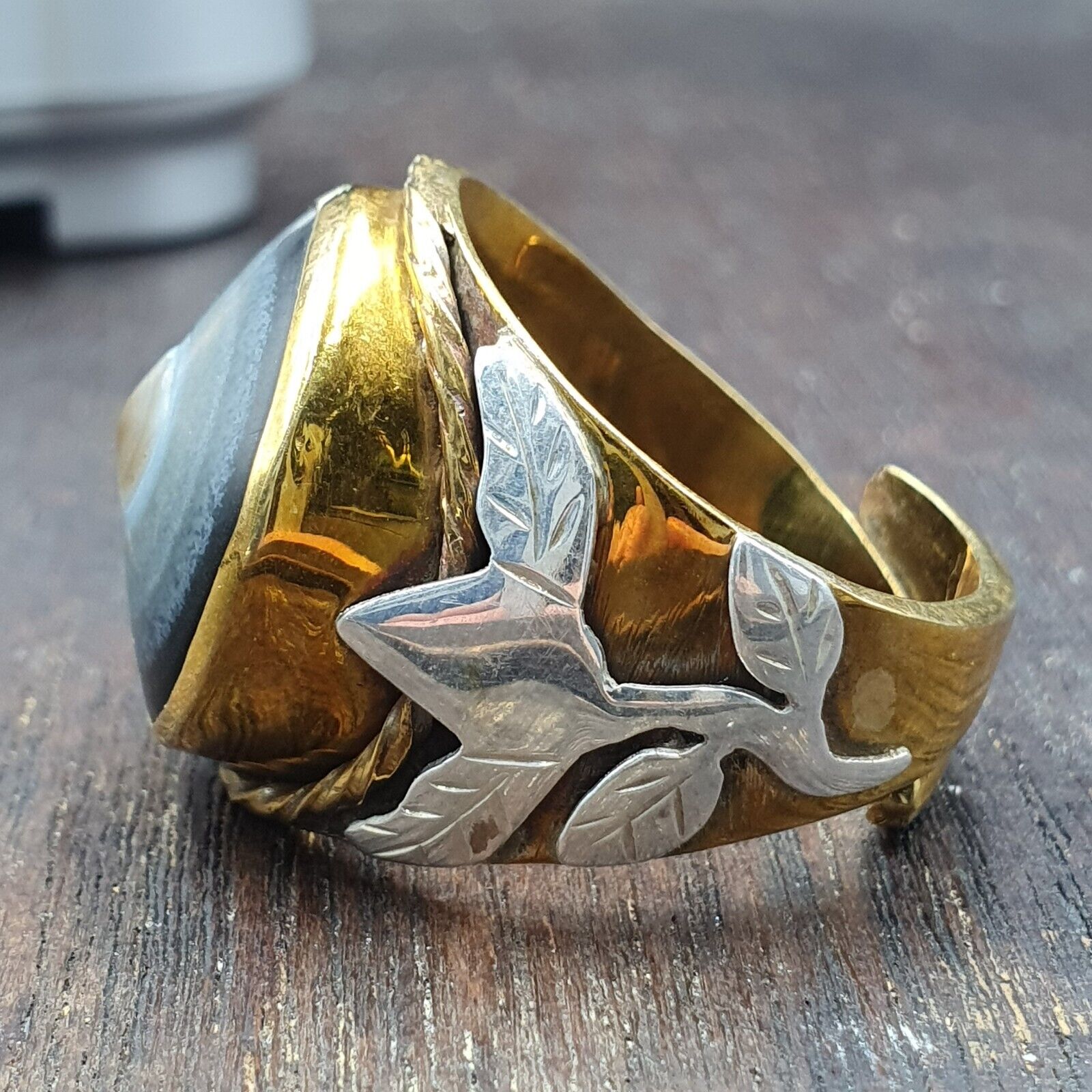 Antique Silver Inlay brass Ring With Tibetan Eye Agate Center Stone Gold Plated