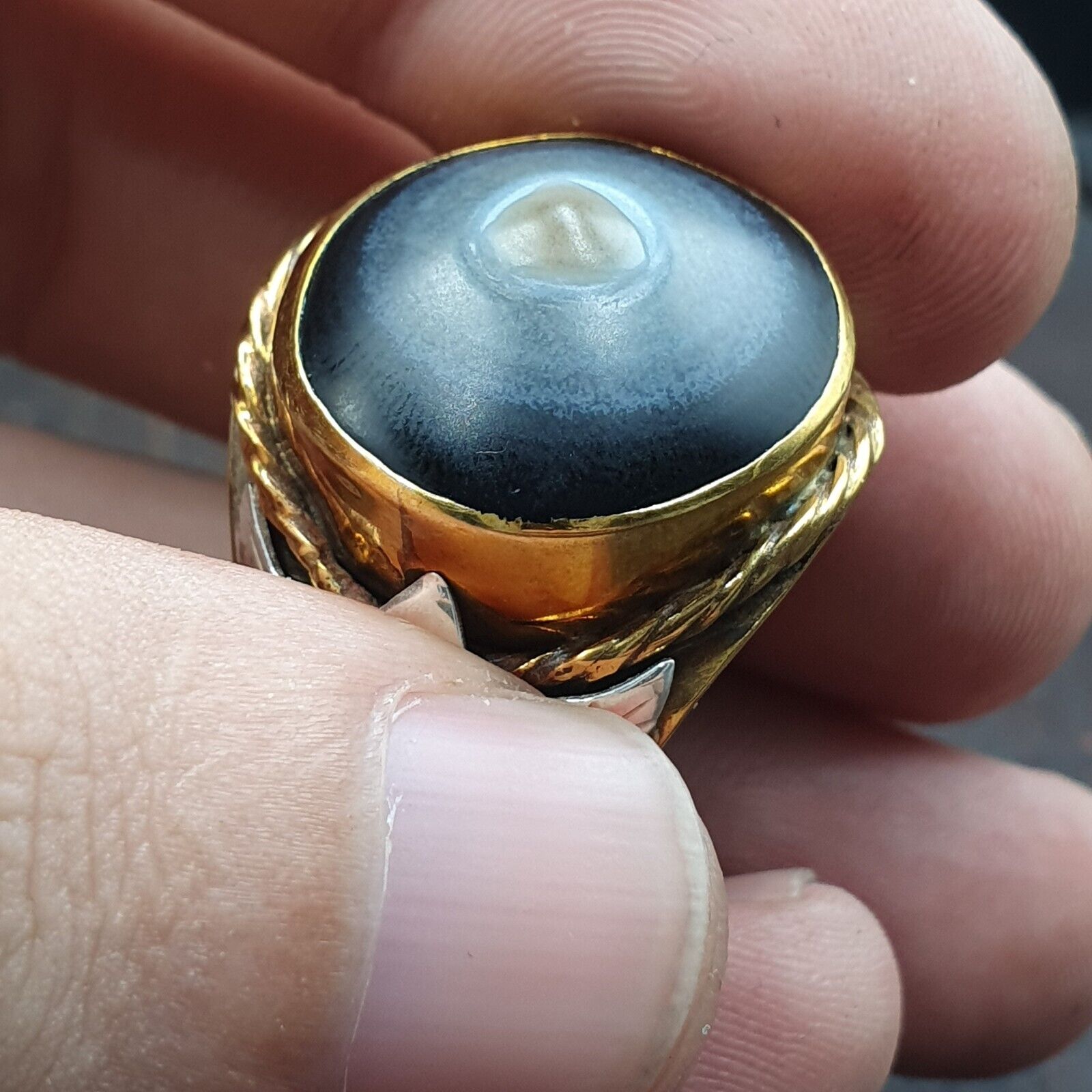 Antique Silver Inlay brass Ring With Tibetan Eye Agate Center Stone Gold Plated