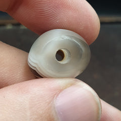 Antique Tibetan Gray Agate Bead A Rare Pattern Natural Agate 18x17.2 mm AGT6