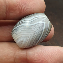 Antique Tibetan Gray Agate Bead: A Rare Gem from the Past 24.8x19.2 mm AGT5