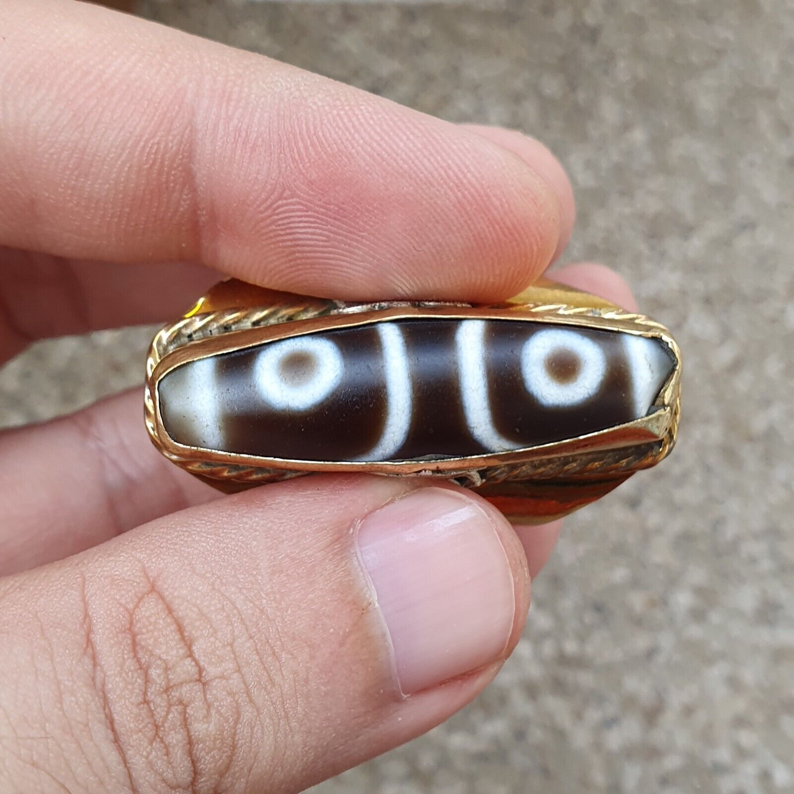 Antique Tibetan DZi 2 eye Agate Center Stone Silver Inlay Gold Plated brass Ring