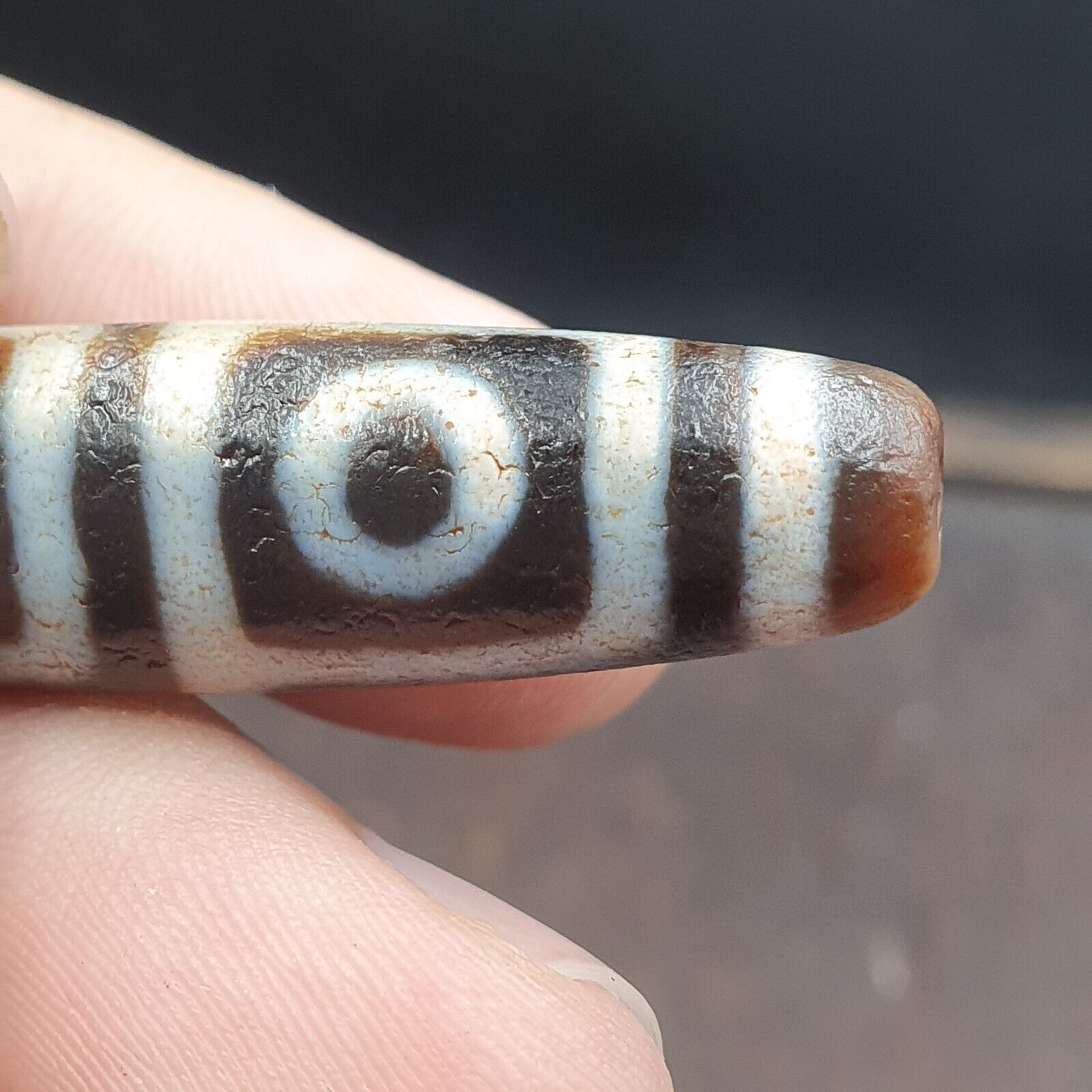 Unique Pattern 4 eyes Himalayan Tibetan Agate Dzi Bead Amulet