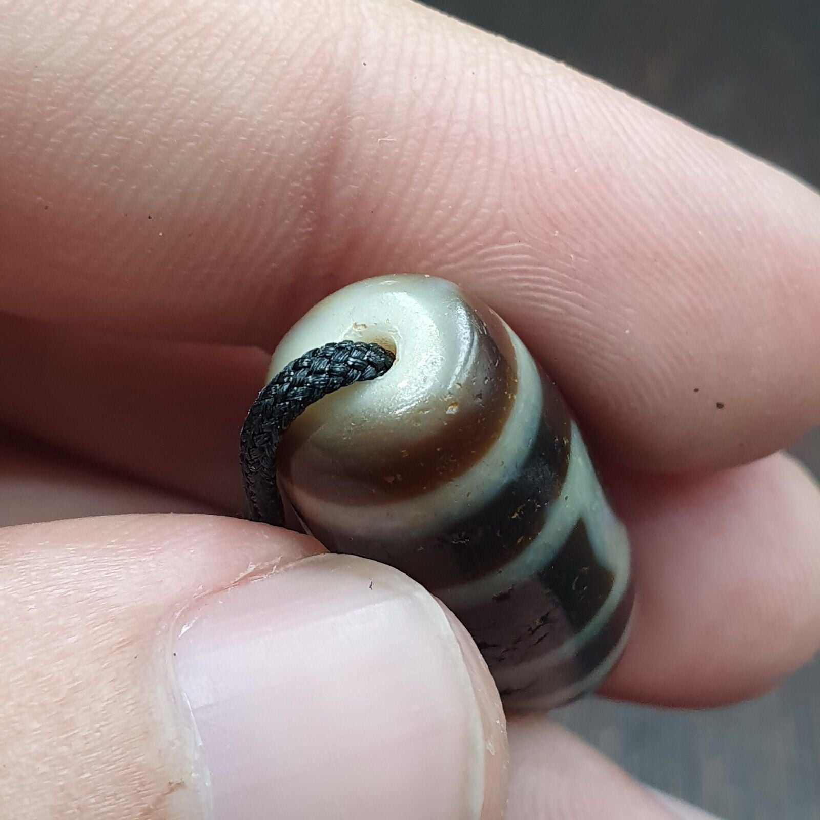 Antique Himalayan Tibetan Agate Dzi Bead Amulet Very Fine Smooth Fatina Bead