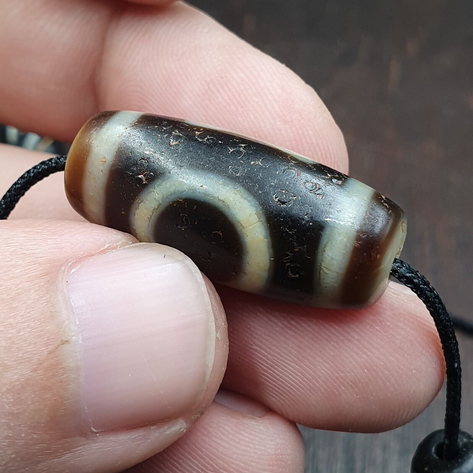 Antique Himalayan Tibetan Agate Dzi Bead Amulet Very Fine Smooth Fatina Bead