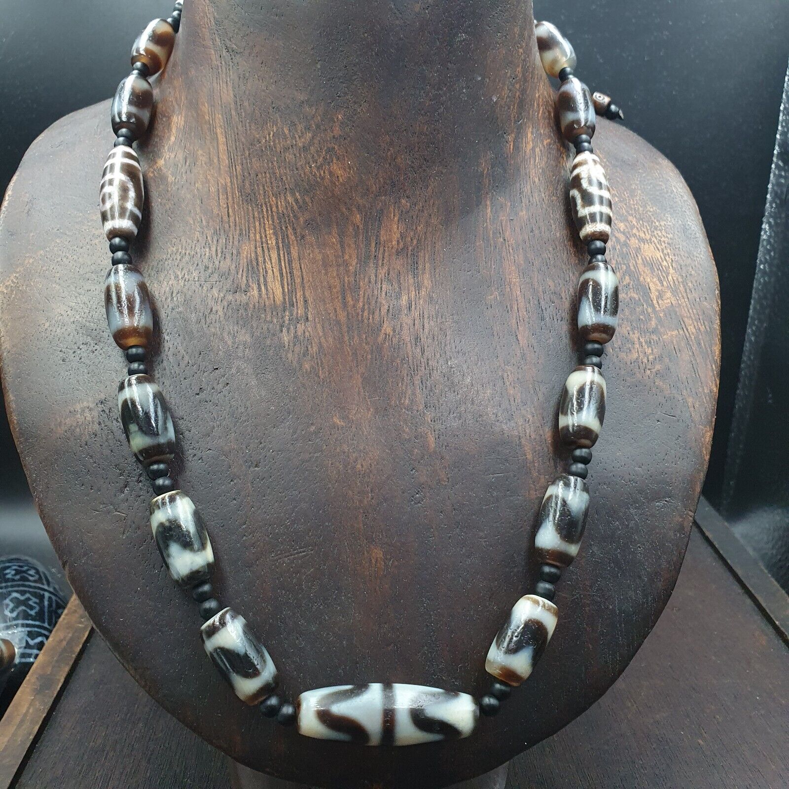 Antique High Quality Tibetan Tigertoth Pattern Agate Dzi Beads Amulet Mala