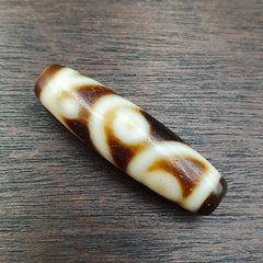 Vintage Himalayan Tibetan Agate Dzi Bead Amulet Smooth Skin Bead C14