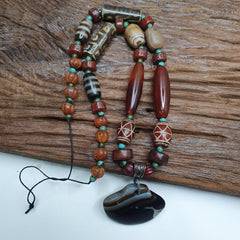 Antique Himalayan Indo Tibetan Suleimani Eye Agate Amulet Beads Necklace