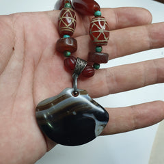 Antique Himalayan Indo Tibetan Suleimani Eye Agate Amulet Beads Necklace
