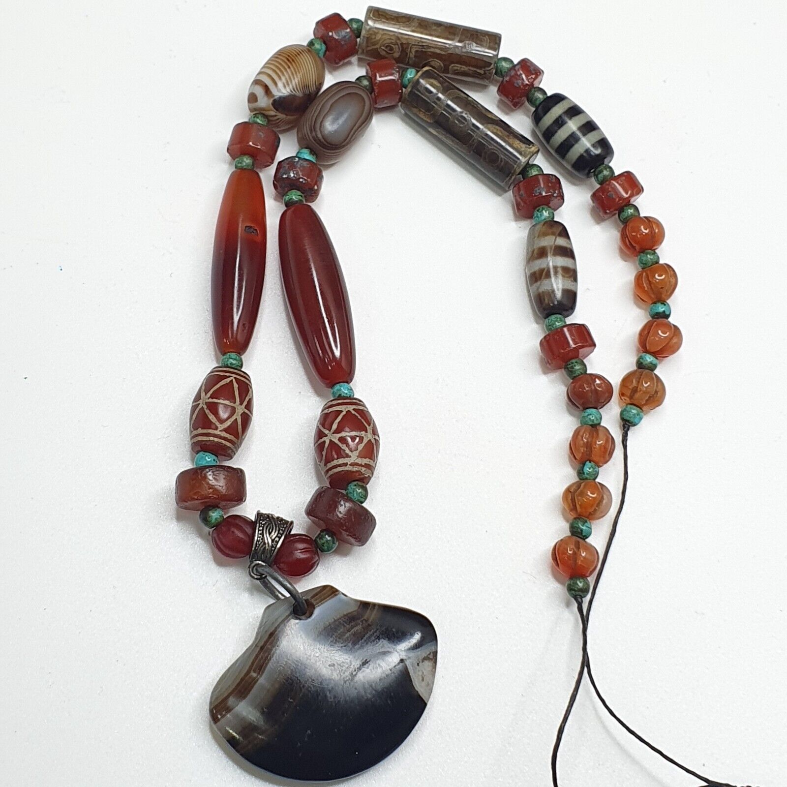 Antique Himalayan Indo Tibetan Suleimani Eye Agate Amulet Beads Necklace