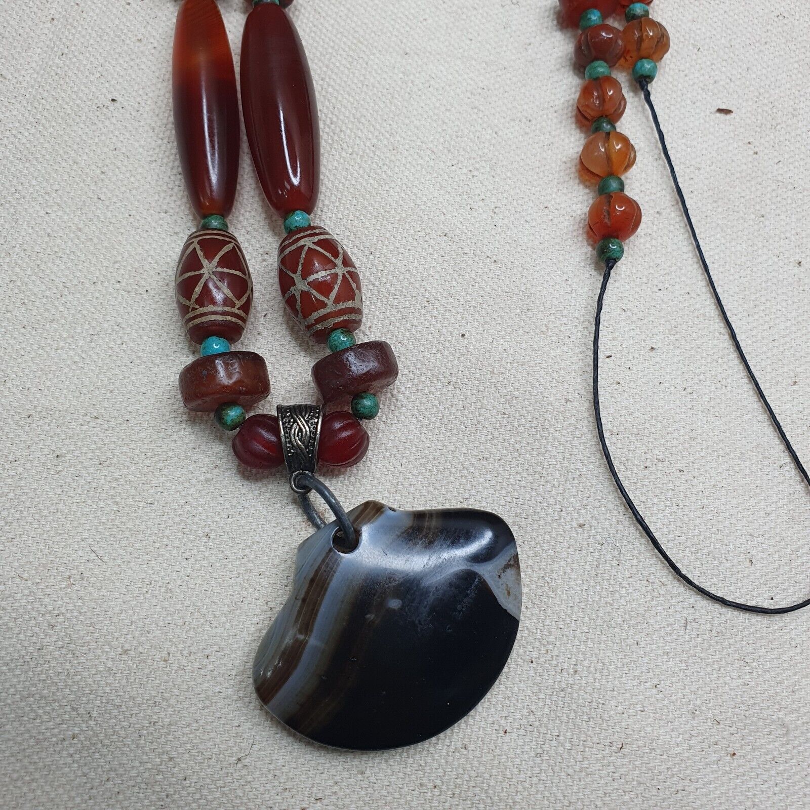 Antique Himalayan Indo Tibetan Suleimani Eye Agate Amulet Beads Necklace