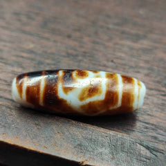 Rusted Antique Himalayan Indo Tibetan White Agate Dzi Bead Amulet  #3-6