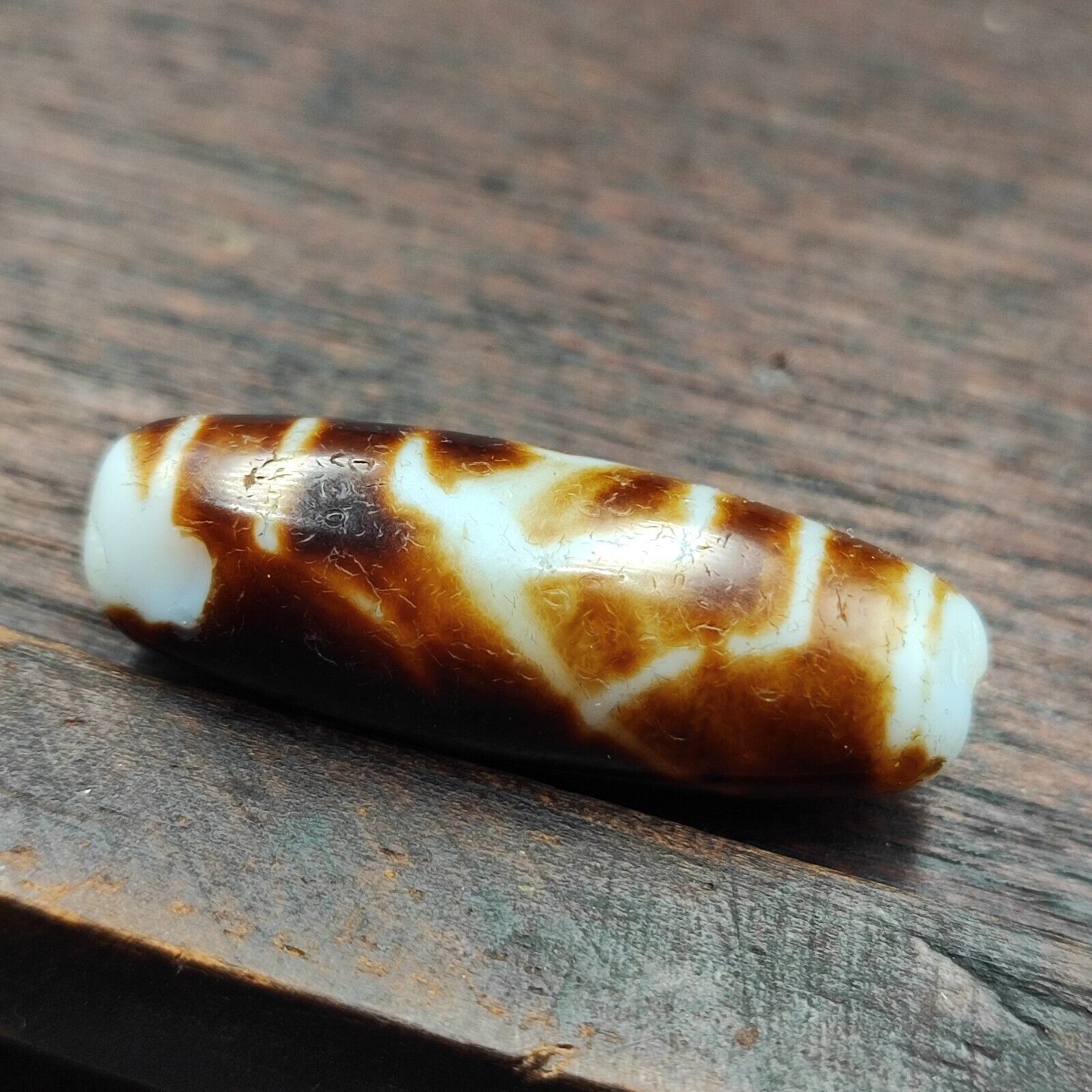 Rusted Antique Himalayan Indo Tibetan White Agate Dzi Bead Amulet  #3-6