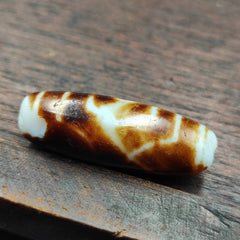 Rusted Antique Himalayan Indo Tibetan White Agate Dzi Bead Amulet  #3-6