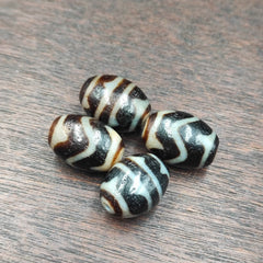 Antique Himalayan Tibetan Agate Dzi Bead Amulet  #3-2