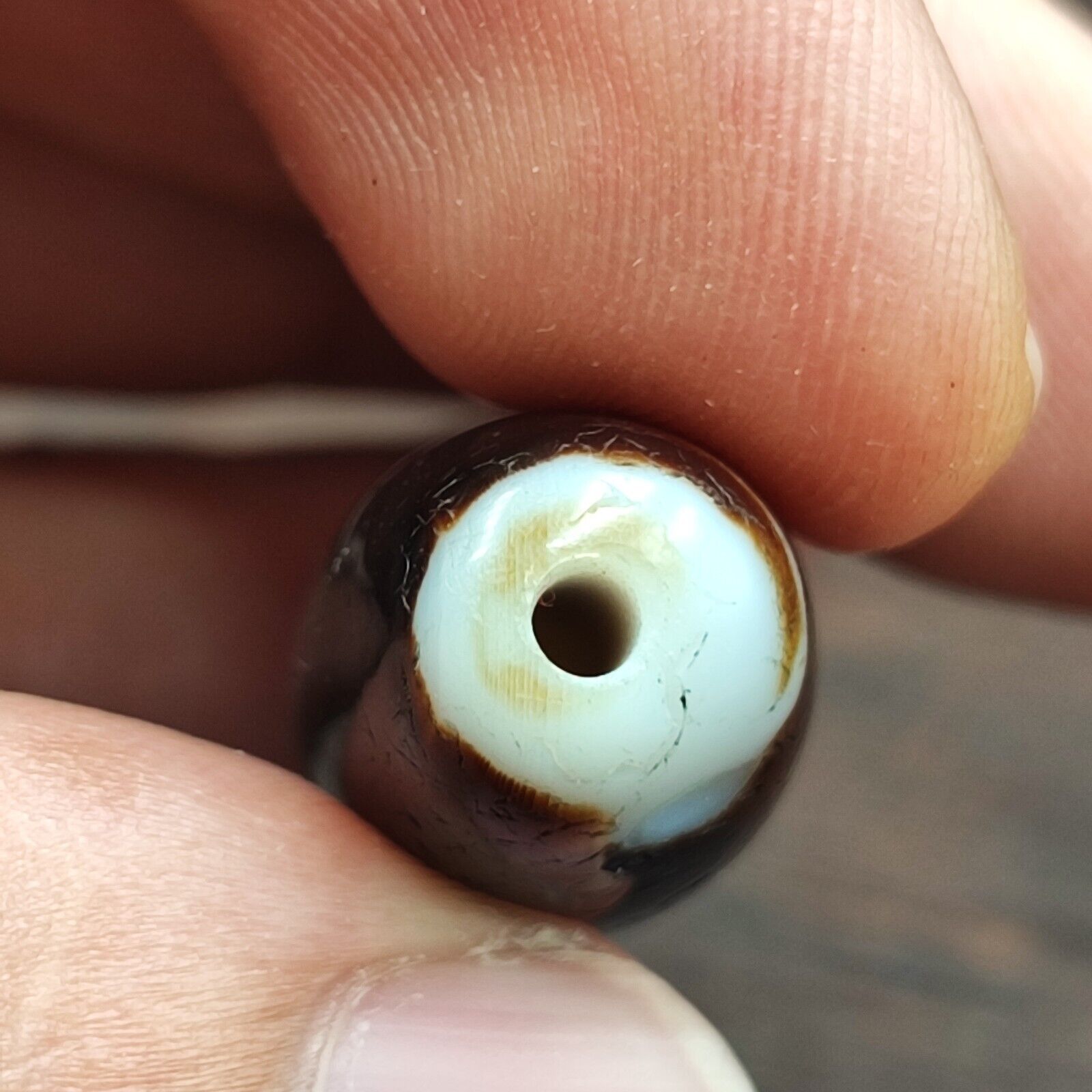 Rusted Antique Himalayan Indo Tibetan White Agate Dzi Bead Amulet  #3-6