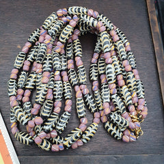 Vintage Feather Style Pattern African Stripes Beads Necklace